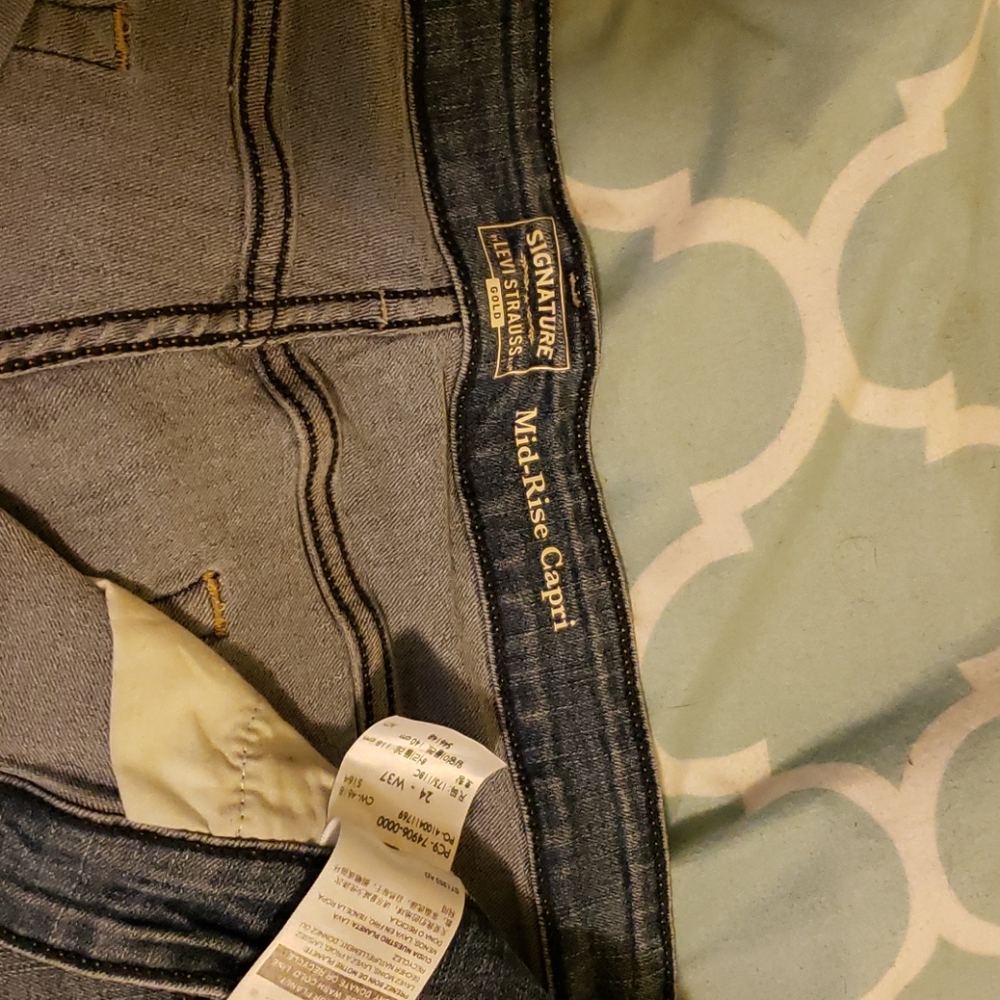 Levi Strauss Capri